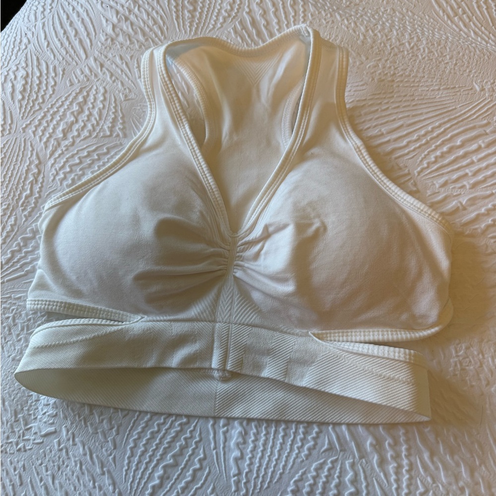 Alphalete Women’s Stratus Bra - White - Never Worn